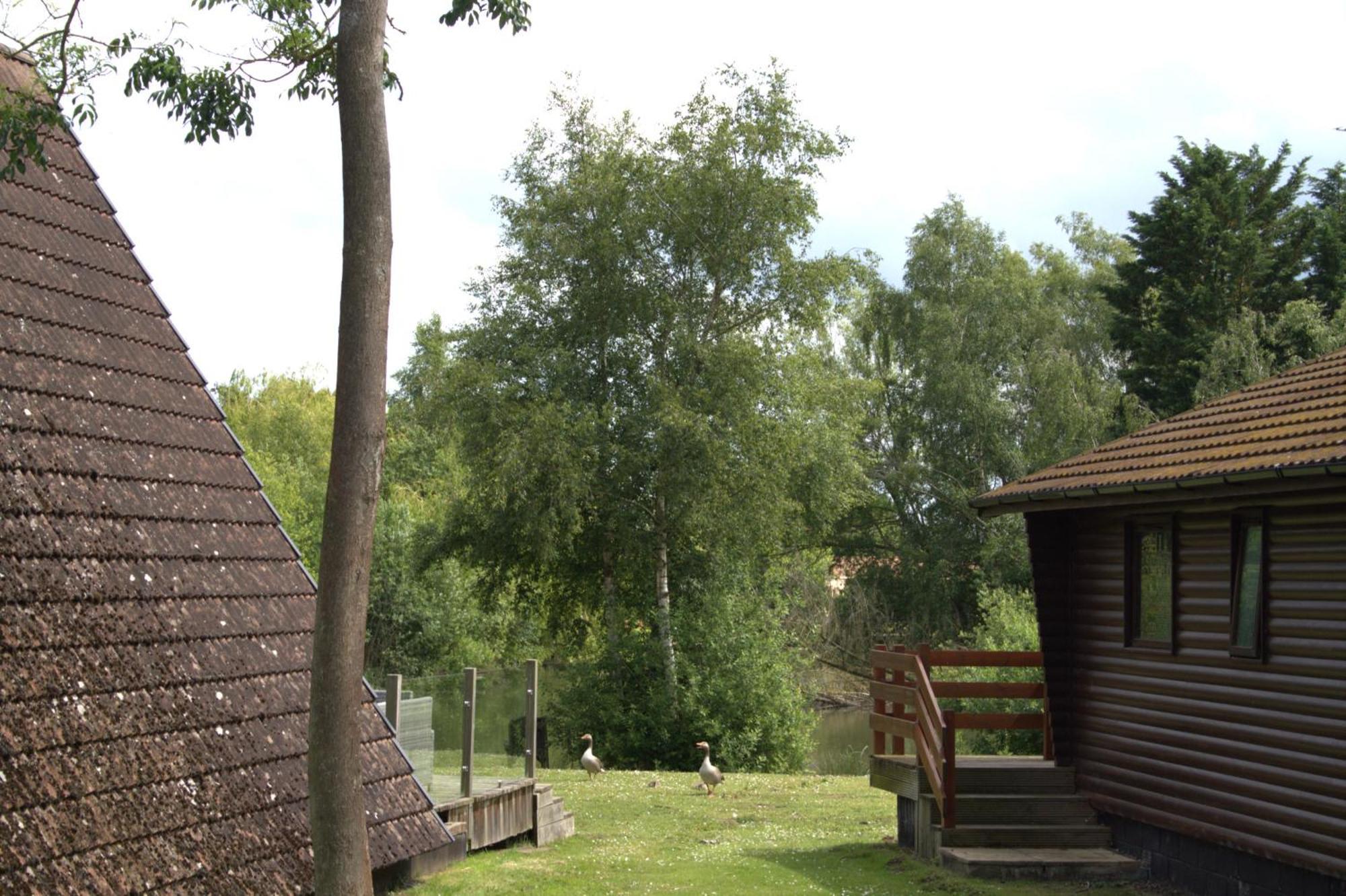 41 The Meadows Luxury Hot Tub Holidays Tattershall Lakes المظهر الخارجي الصورة